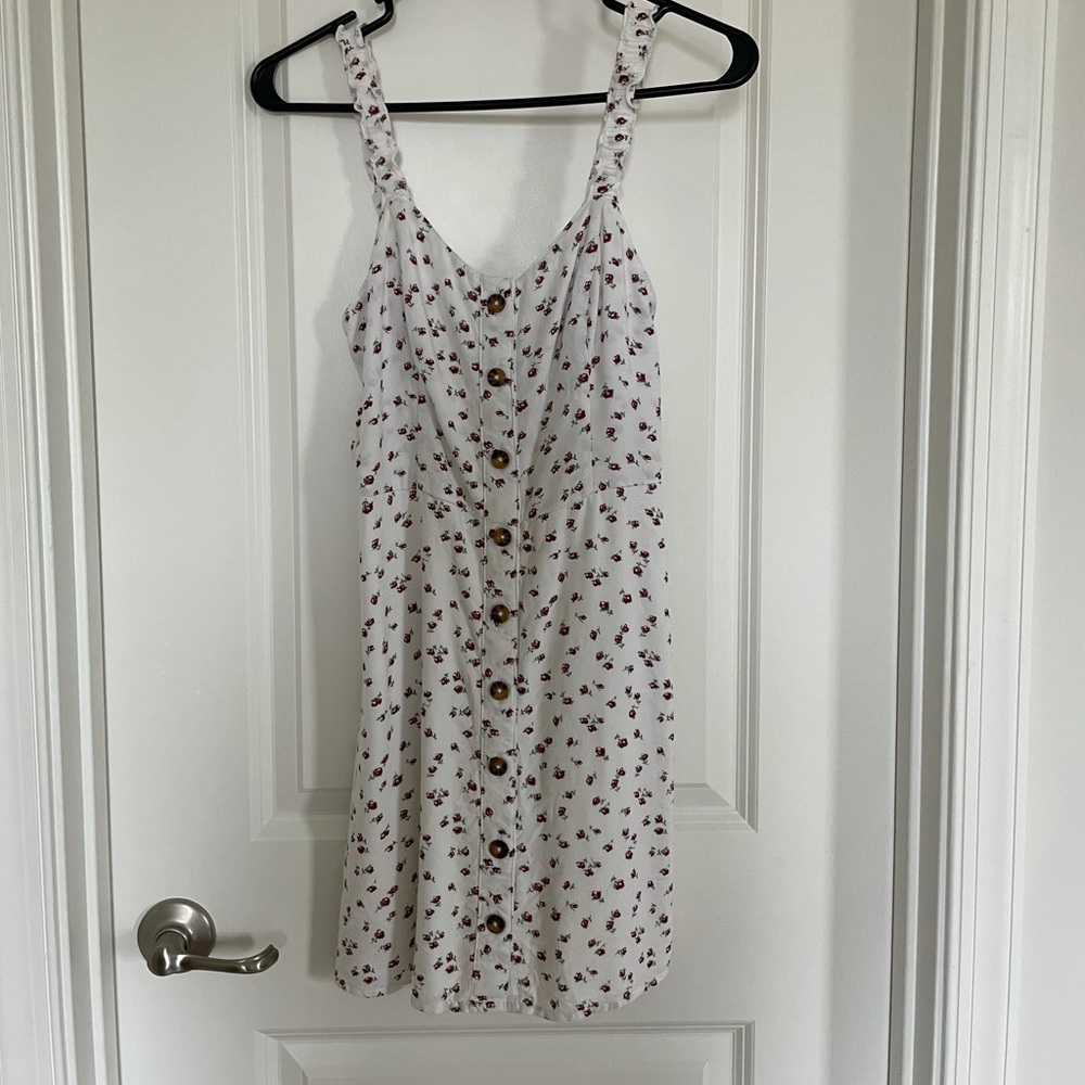 Rose detail summer dress by Hollister.